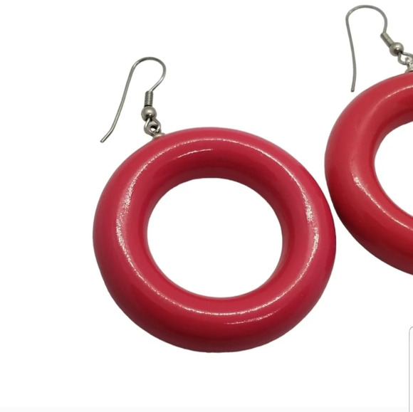 RETRO HOT PINK PUFFED HOOP DROP EARRINGS - Picture 5 of 5